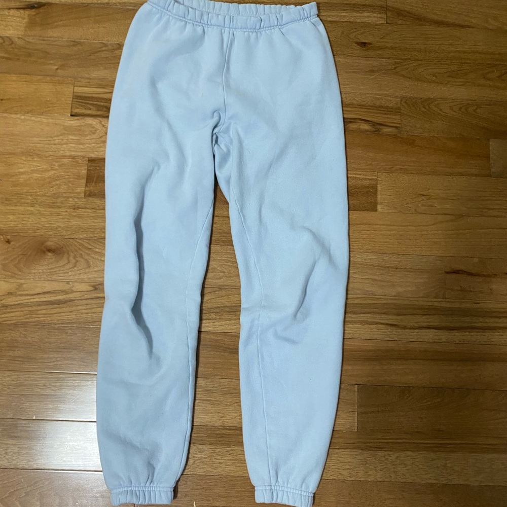 Aritzia sweatpants